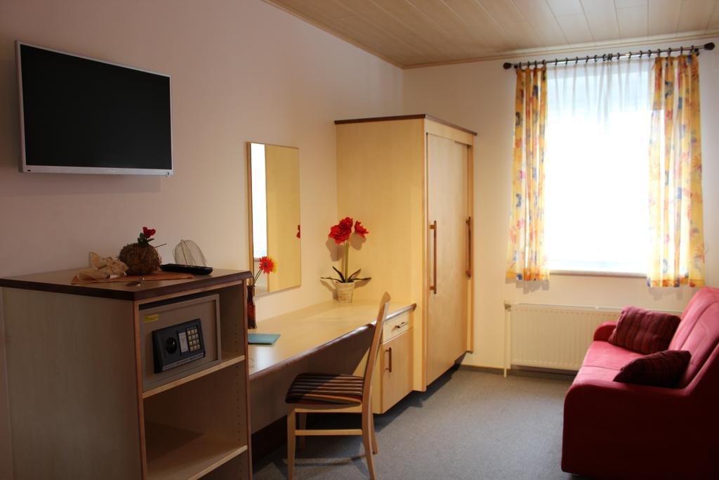 Gästehaus Karassowitsch Rust Zimmer foto
