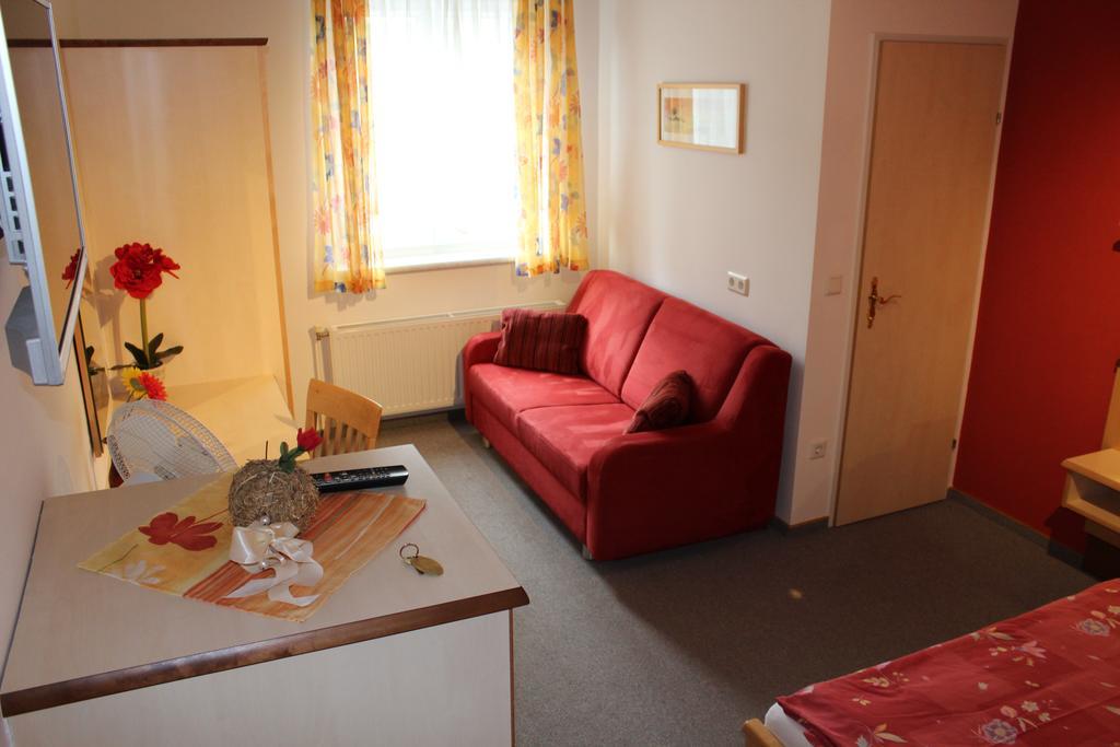 Gästehaus Karassowitsch Rust Zimmer foto